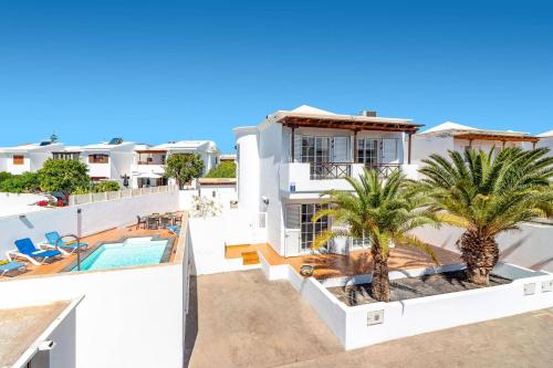Villa Helena by Villa Plus