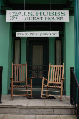 Galeriebild der Unterkunft Junior's Suite at JS Hubbs Guest House in Hammondsport