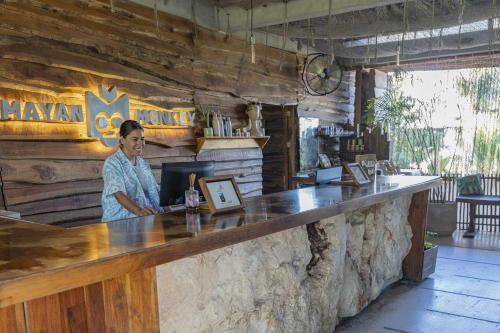 Гости Mayan Monkey Isla Mujeres - Social Hotel