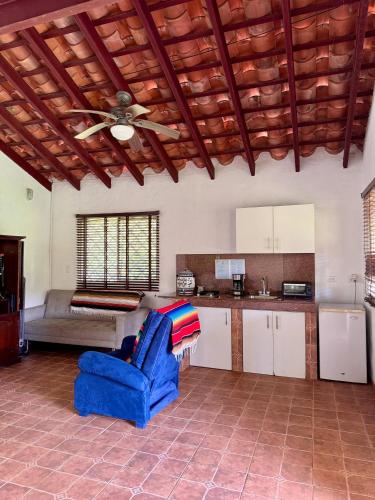 Una cocina o cocineta en Beach and Mountain House near to Panama