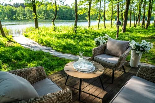 Kociewska Polana - domki nad jeziorem