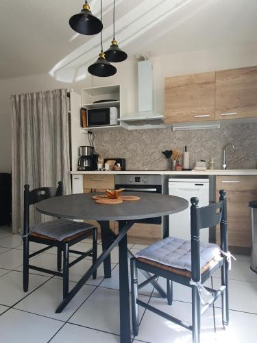 Beau studio rénové en centre-ville de Sète