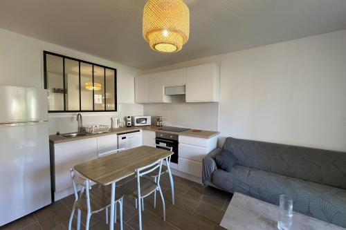 Apartment for 6 with pool