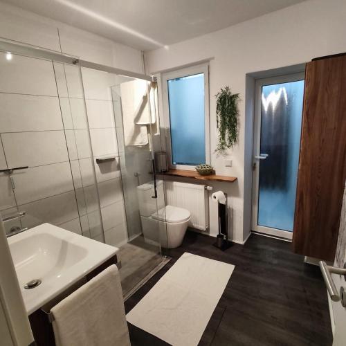 Ένα μπάνιο στο Ferienhaus am Antonius