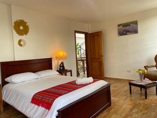 Postel nebo postele na pokoji v ubytování Quito Basecamp - Adventure Hostel