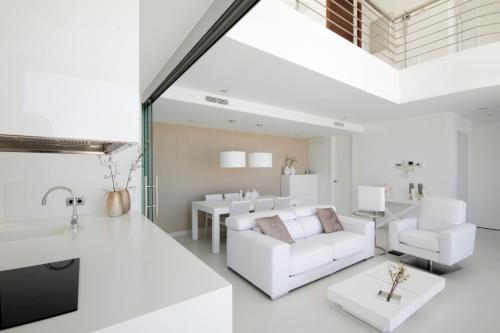 Posteľ alebo postele v izbe v ubytovaní Altea Hills Luxury Villas