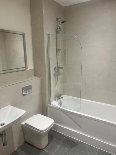 Gallery image of Classy gym apartment with 2 balcony in Dublin