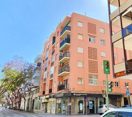 Stunning Fuengirola Gem with city and sea views