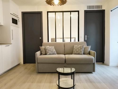 Seytour Central Place