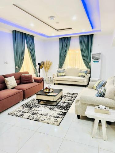Flat 1 Modern 3BR En-suite Flat in Kaura Abuja