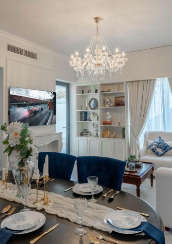 Abu Dhabi 4BR Villa - Victorian-Inspired Stay