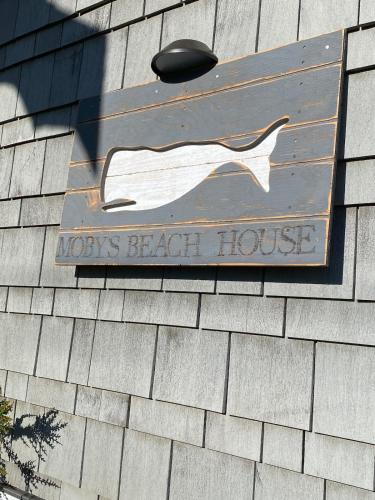 Sijil, anugerah, tanda atau dokumen lain yang dipamerkan di Mobys Beach Getaway Sleeps 11! Flat Beach Access Near Seabrook in Pacific Beach