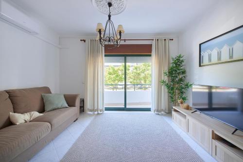 2 Bedroom by Quarteira Beach