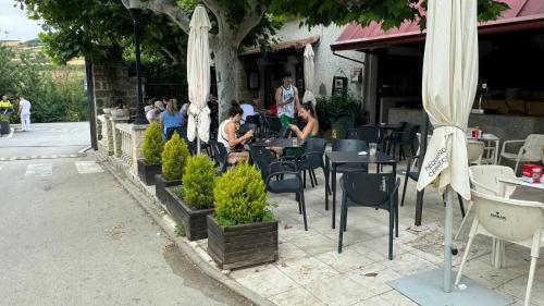Tetamu yang menginap di Pamplona Event Campsite Hostel