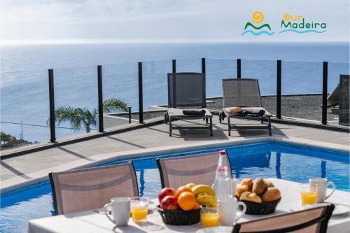 OurMadeira - Calheta Charm