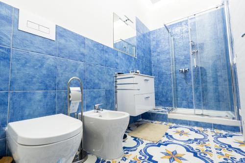 Ένα μπάνιο στο Max e Charlie Suites