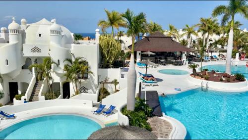 Adeje Paradise Family Resort