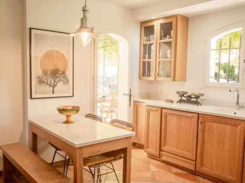 Kuchyň nebo kuchyňský kout v ubytování Alcalias