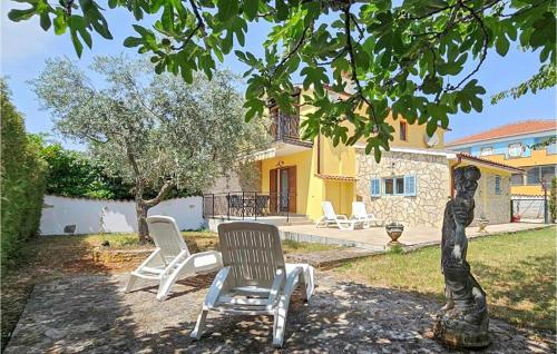 Beautiful Home In Novigrad With Wifi