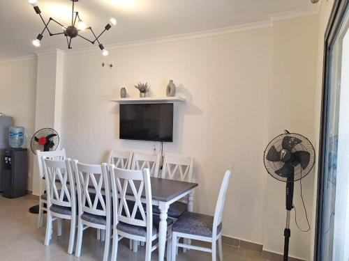 Sea view chalet in gaia ras el hekma