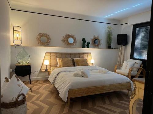 Photo de la galerie de l'établissement Élégante villa moderne à Vittel - FR-1-589-816, à Vittel