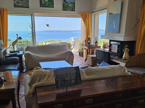 Photo de la galerie de l'établissement Villa familiale aux Issambres, piscine, animaux acceptés - FR-1-768-121, à Saint-Peïre-sur-Mer