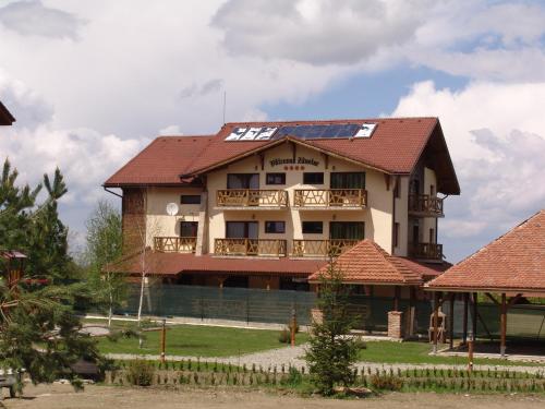 Gallery image of Pensiunea Valceaua Zanelor in Drăguş