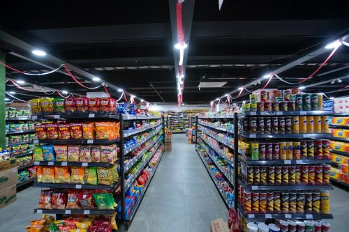 ホテルの敷地内または近くにあるスーパーまたはその他のお店