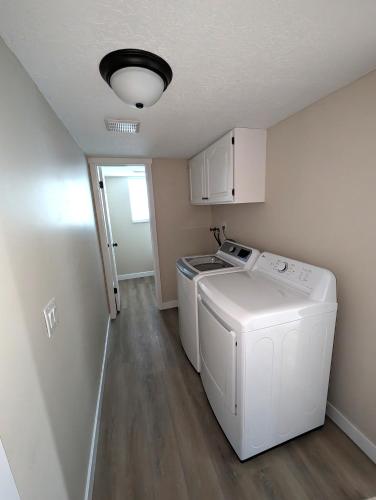 レイトンにあるCute Spacious Homeのギャラリーの写真