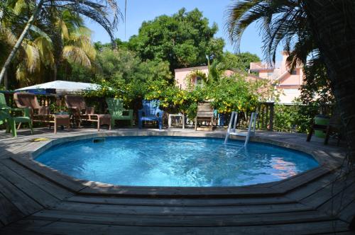 Bazén v ubytování Esperanza Inn Guesthouse nebo v jeho okolí