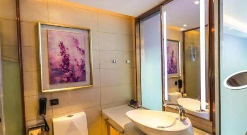 Bagno di Lavande Hotel·Yichun Wanda, High Speed Railway Station