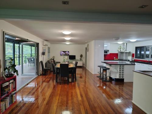 Dapur atau dapur kecil di Stay @ LP Montville