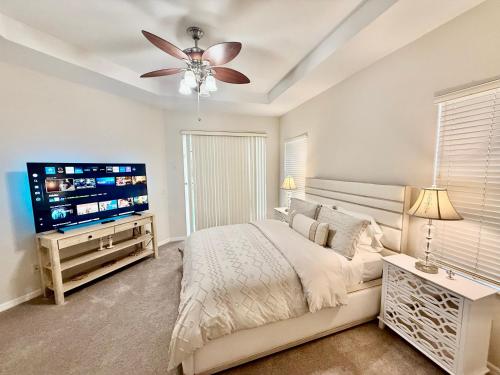 Grand Village 4BR Pool Home near Disney Parks photo 27