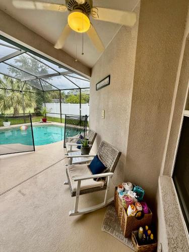 Grand Village 4BR Pool Home near Disney Parks photo 5