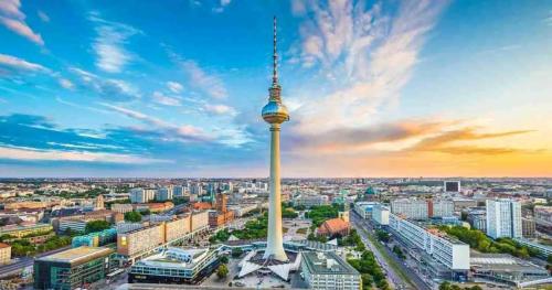 Urban Base Apartment for 9 in Berlin Mitte photo 11