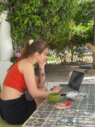 Clientes alojados en Nomads Hostel Tunisia