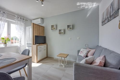 Apartment Emi