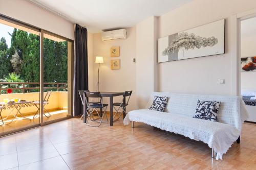 Duquesa 111 By IVI Real Estate