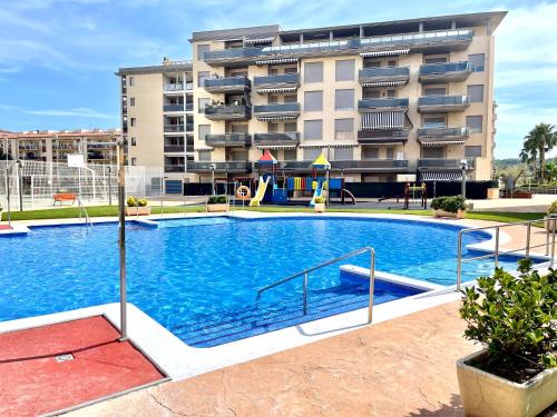 APARTAMENTO EN LA PINEDA y PARKING