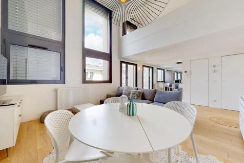T3 en Duplex au Centre ville avec parking