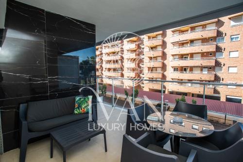 Casa Yuliia Ivan Luxury Homes 2ªPlta Norte 1ªLinea