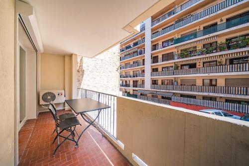 Two Bedroom Appartment - Cannes photo 19