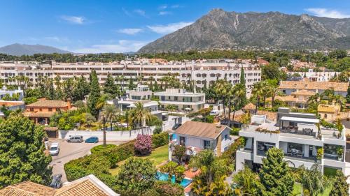 Villa Elena - Casablanca Marbella by Finest Rentals