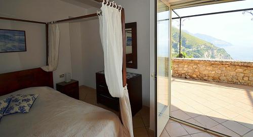 AMORE RENTALS - Villa Vanessa photo 2