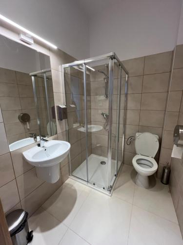 Ένα μπάνιο στο Centrum Rozwoju Lokalnego