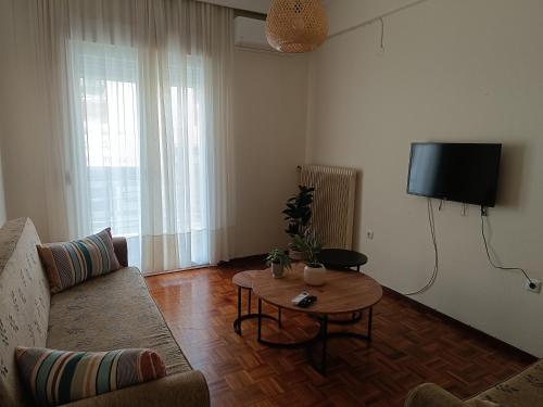 Dimi's Central Apartment