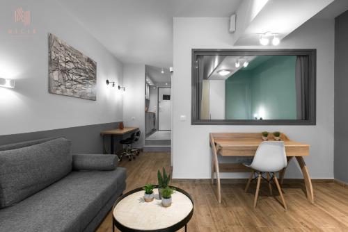 Big Apple studios and apartments, Nilie Hospitality MGMT