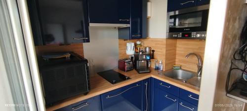 Studio with balcony near city center