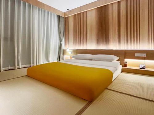 vchill hotelにあるベッド