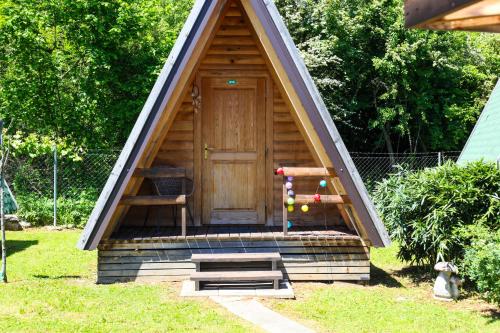Φωτογραφία από το άλμπουμ του Rooms & Glamping Lana Haus σε Ličko Petrovo Selo